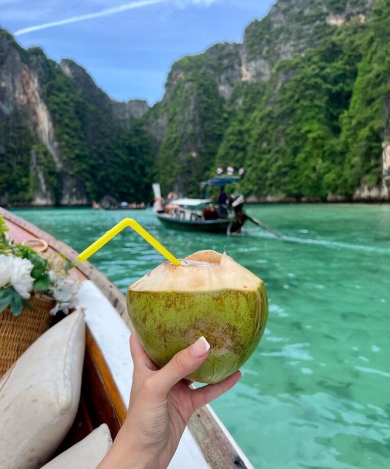 luxury-long-tail-boat-koh-phiphi-thailand-30